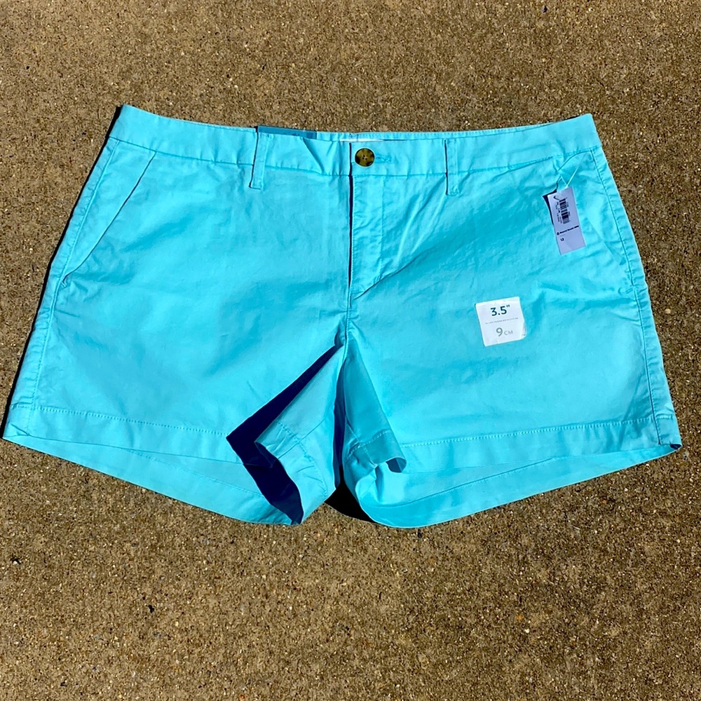 NWT Aqua OLD NAVY Shorts. Size 12. 3.5 inch length